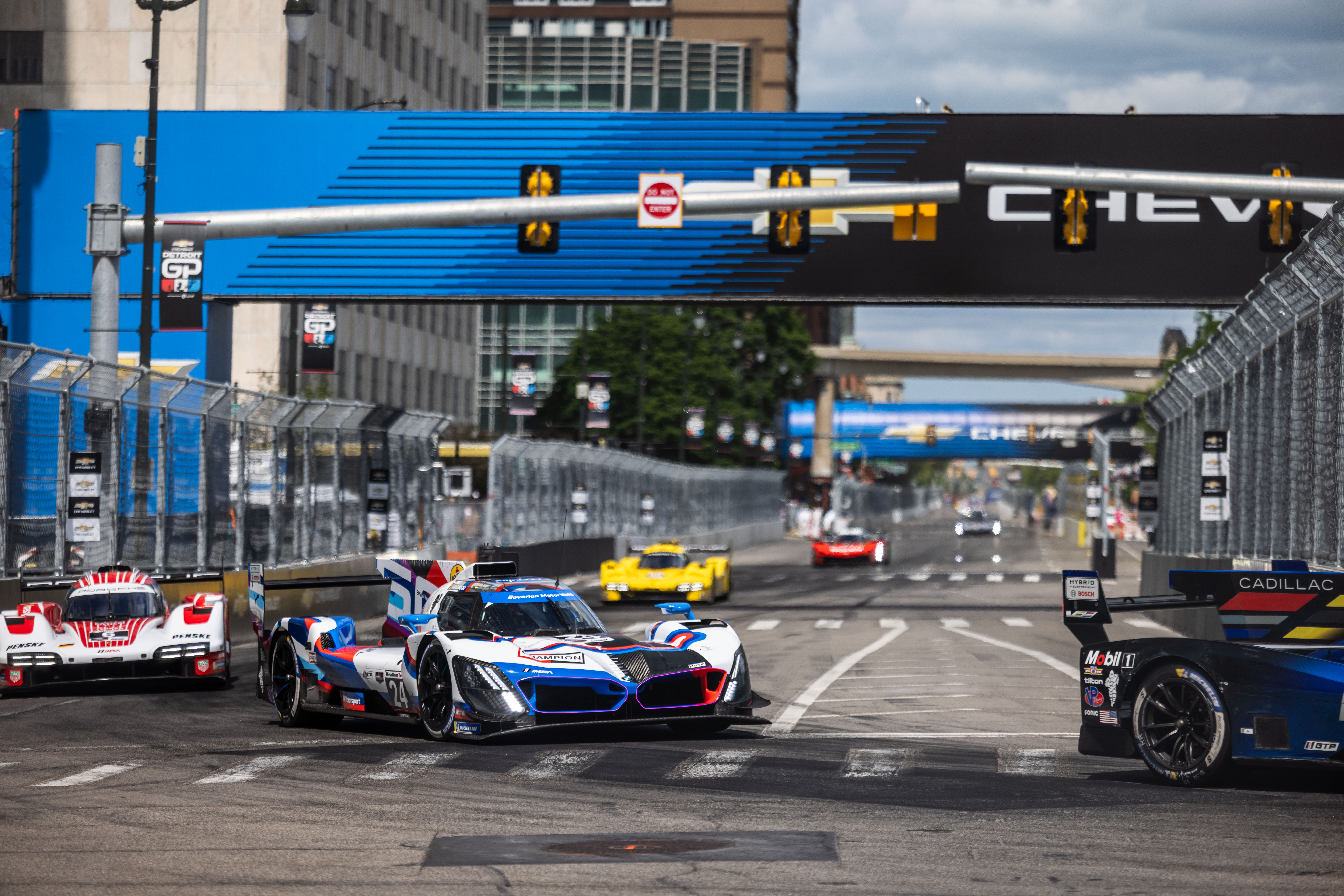 Detroit (USA), 30-31 May 2025. IMSA WeatherTech SportsCar Championship, IWSC, GTP, LMDh, Prototype, BMW M Team RLL, #24 BMW M Hybrid V8, Dries Vanthoor, Philipp Eng.